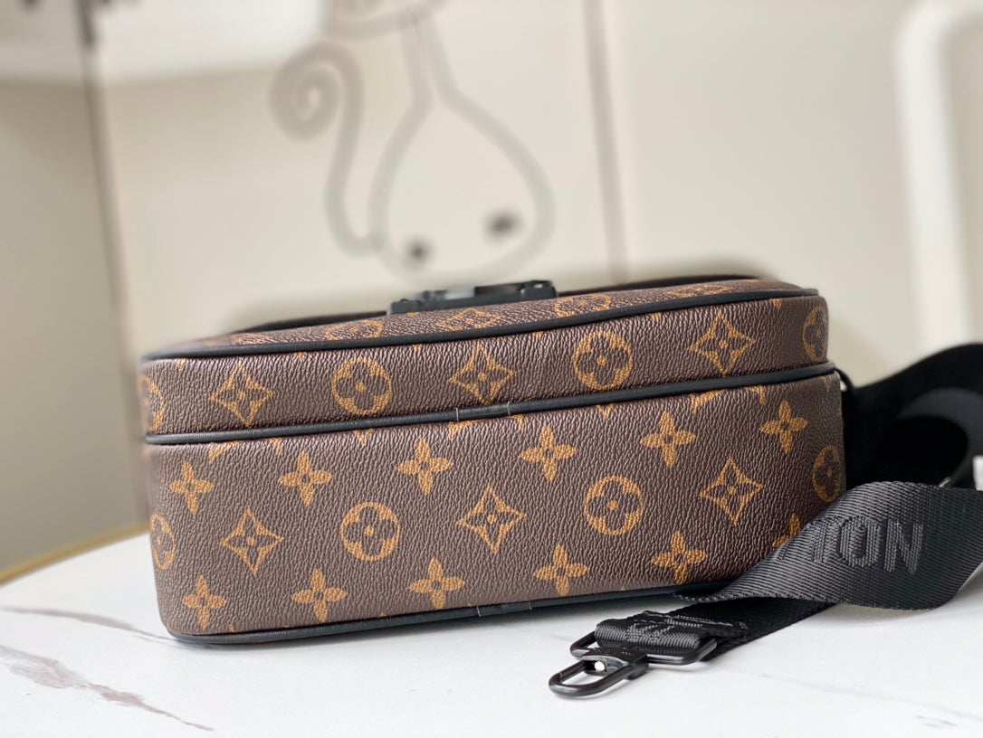Anum Bags Detail