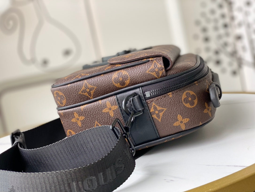 Anum Bags Detail