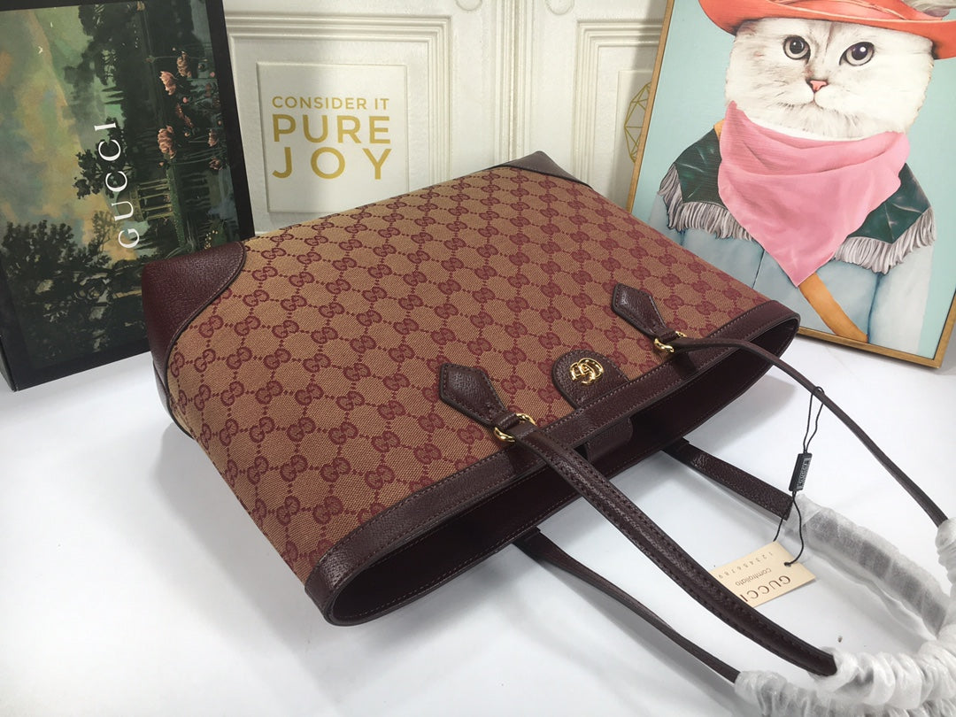 Anum Bags Detail