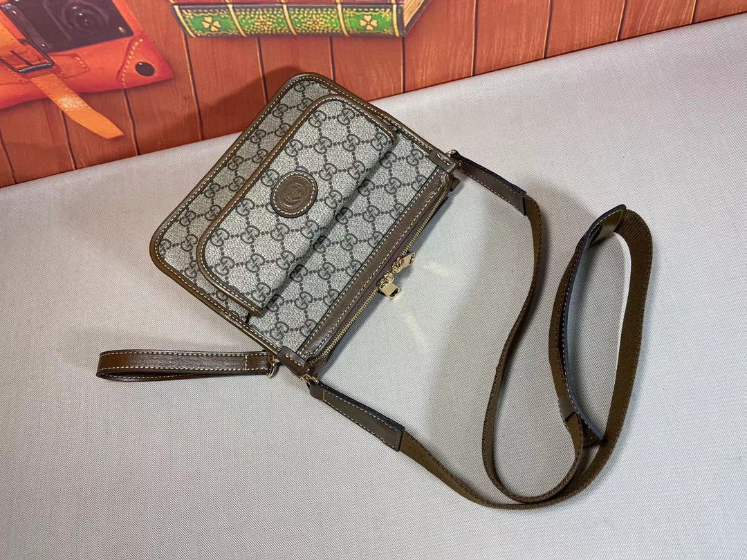 Anum Bags Detail