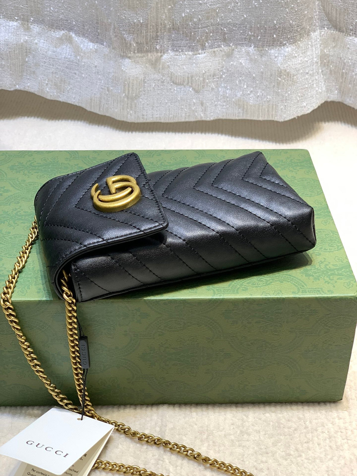 Anum Bags Detail
