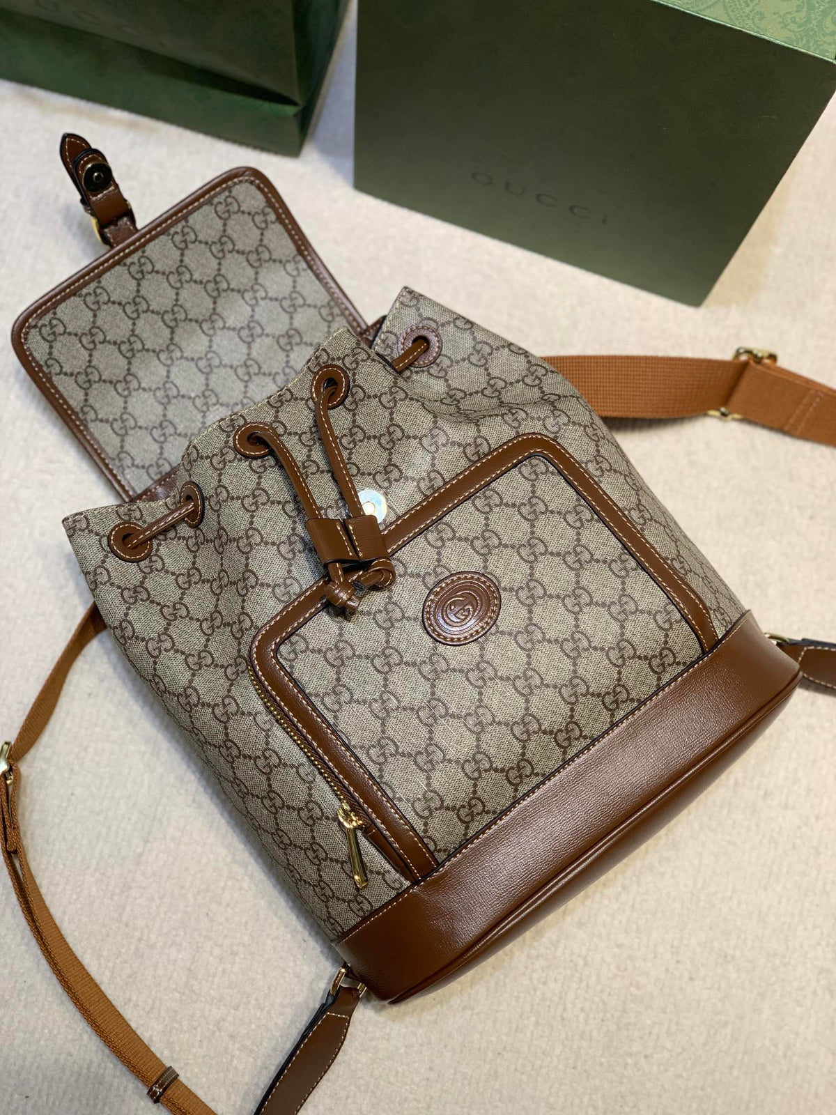 Anum Bags Detail