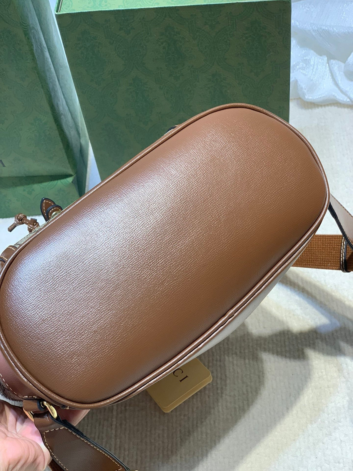 Anum Bags Detail