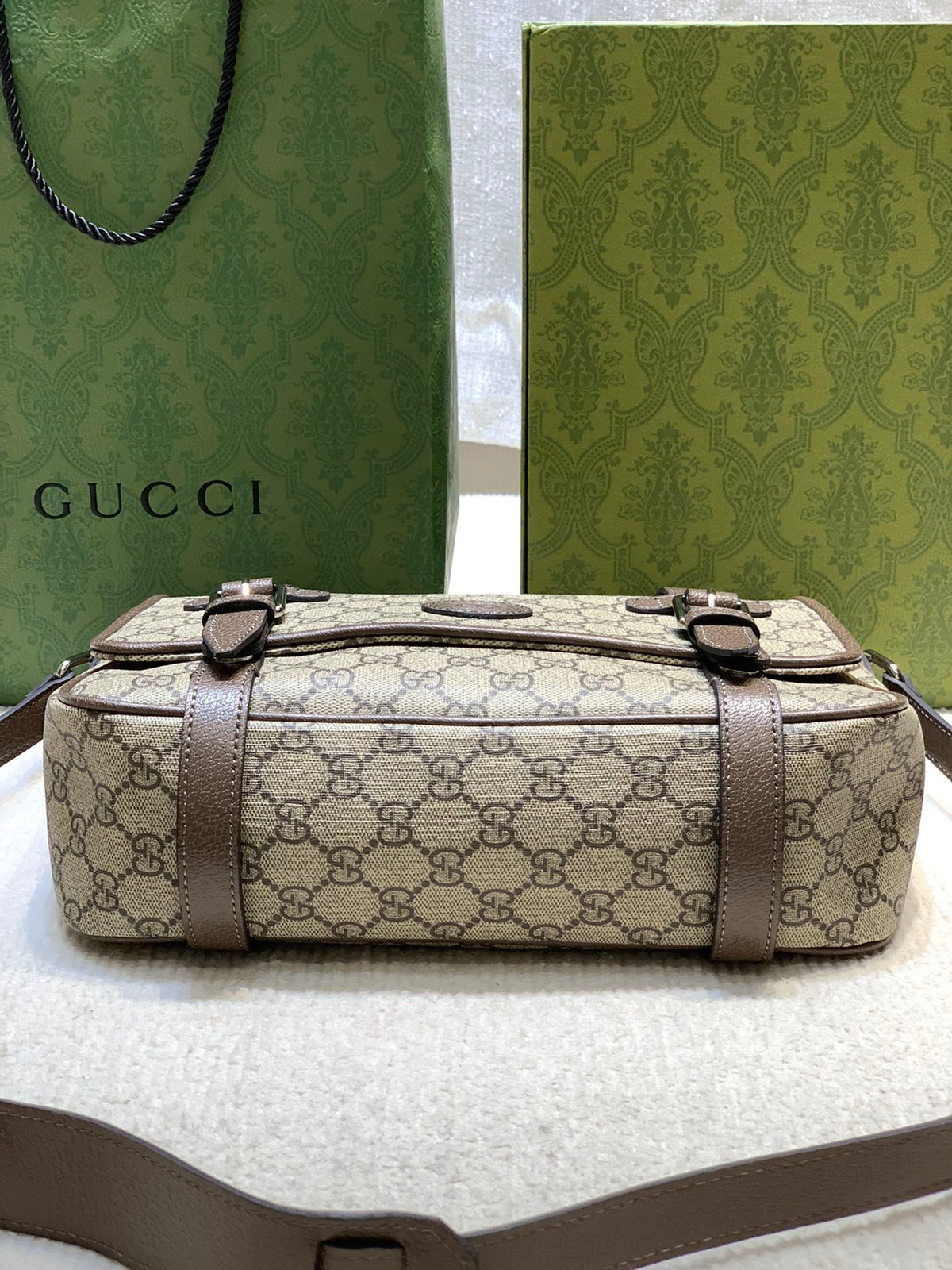 Anum Bags Detail
