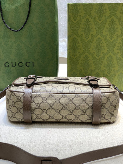Anum Bags Detail