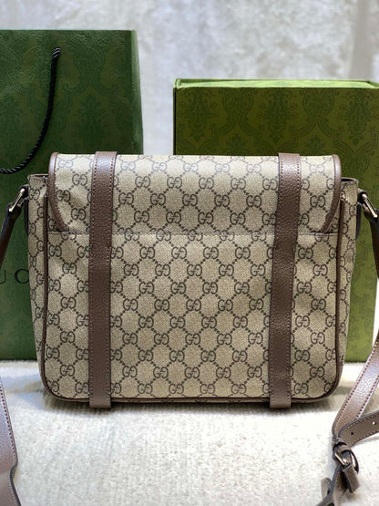 Anum Bags Detail
