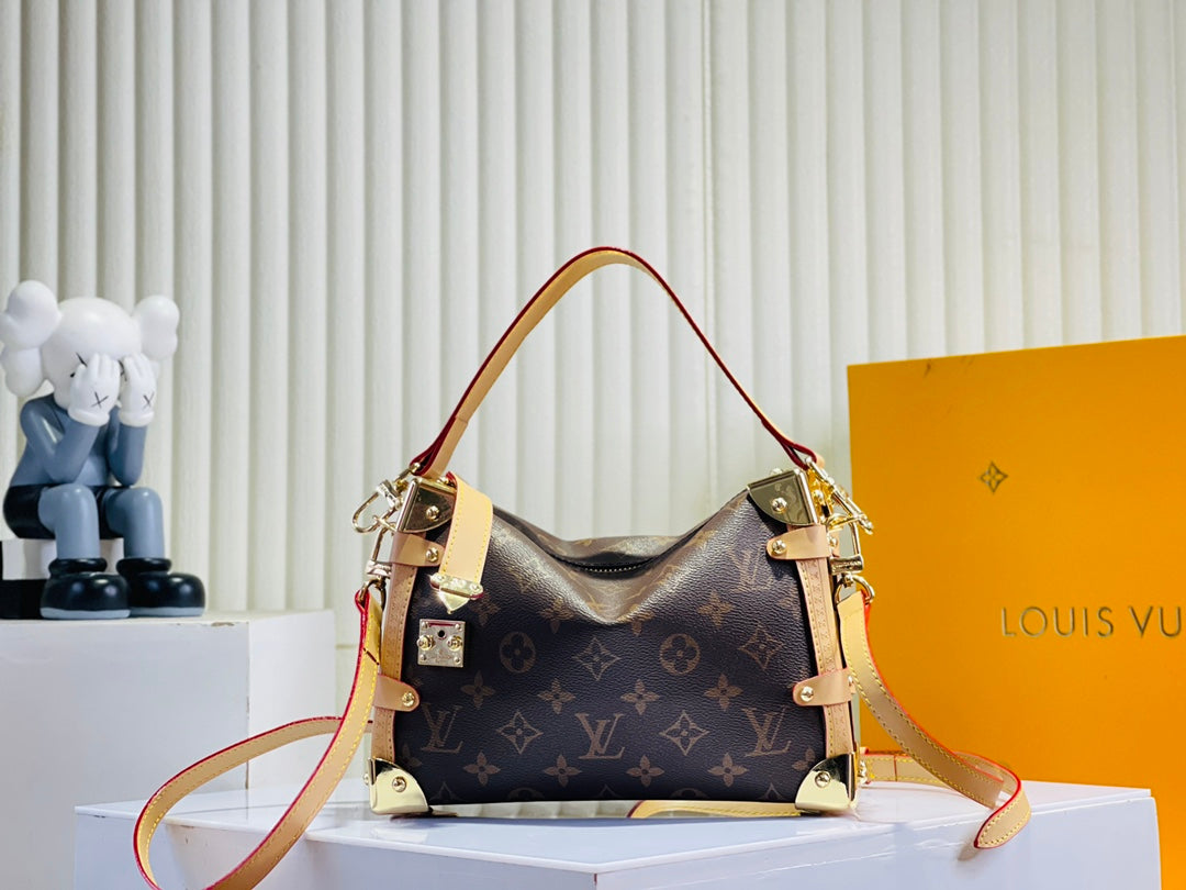 Anum Bags Detail