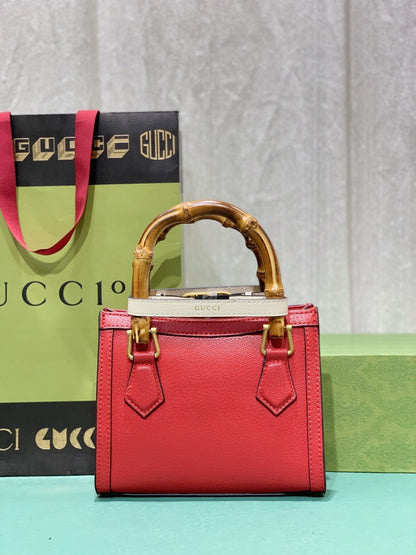 Anum Bags Detail