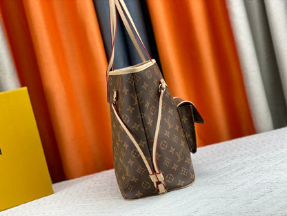 Anum Bags Detail