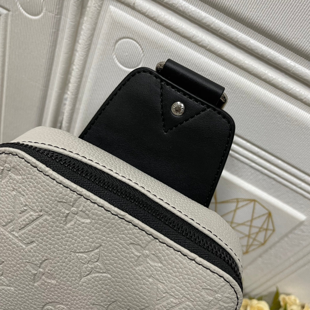 Anum Bags Detail