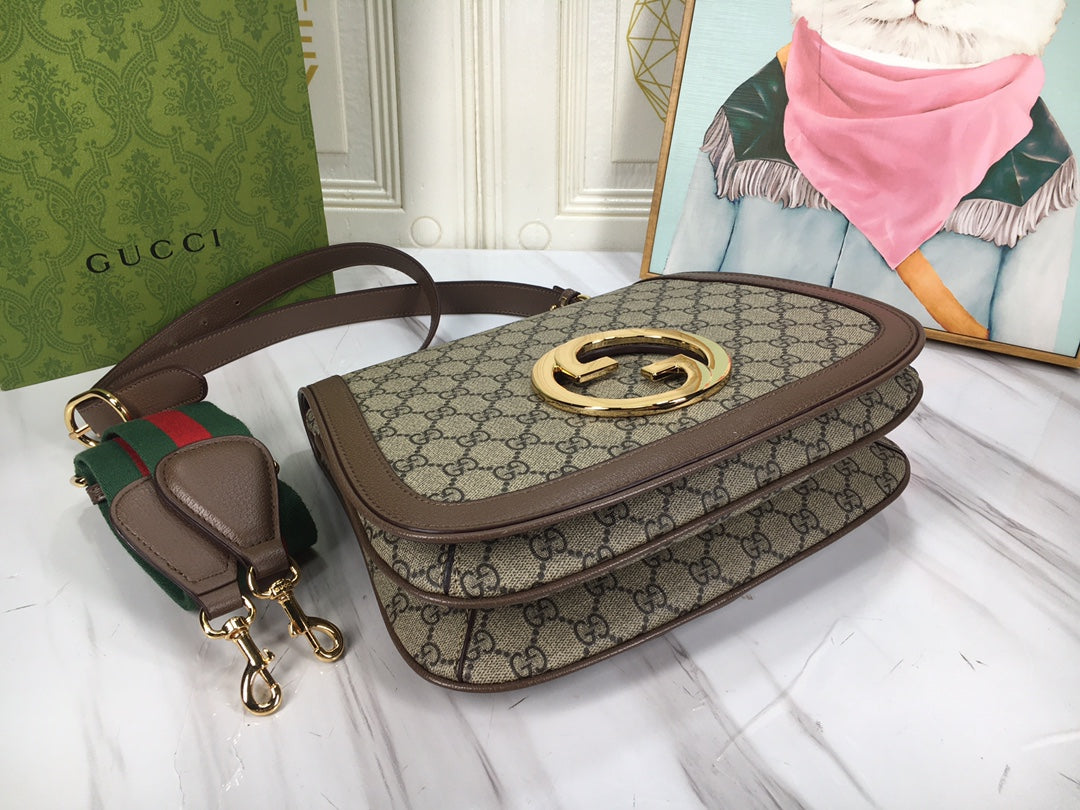 Anum Bags Detail