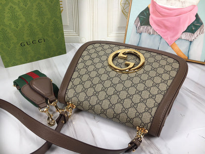 Anum Bags Detail