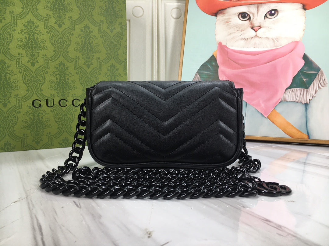Anum Bags Detail