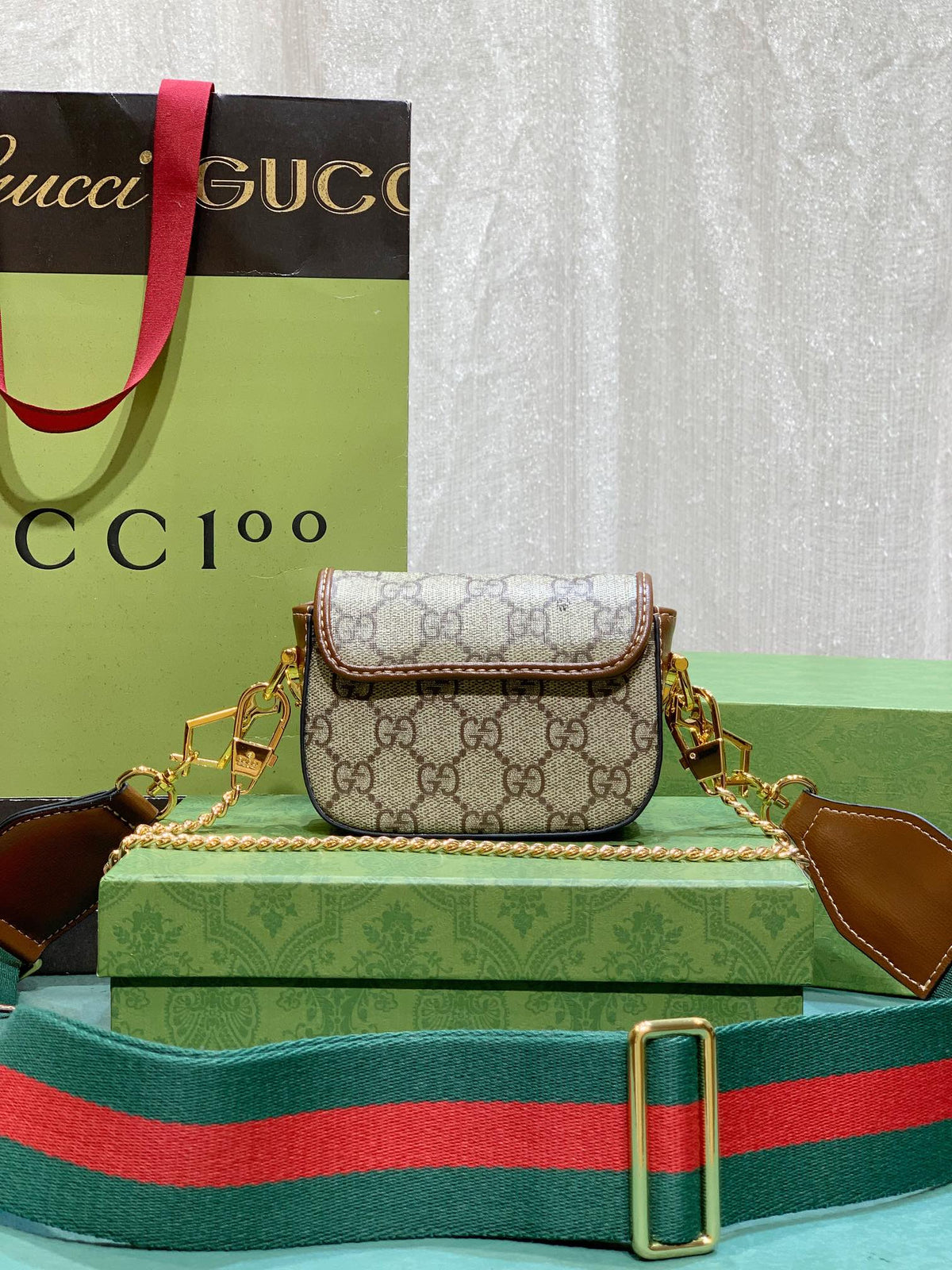 Anum Bags Detail