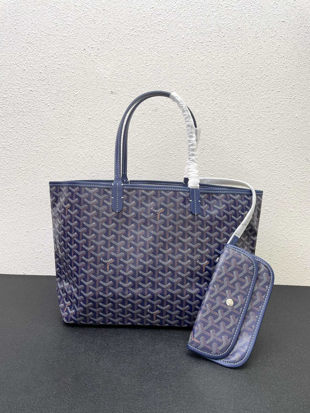 Anum Bags Elite Carryalls
