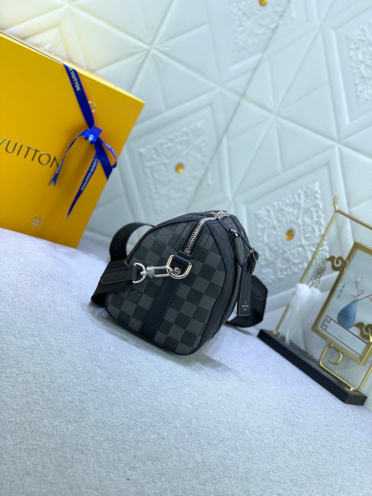 Anum Bags Detail