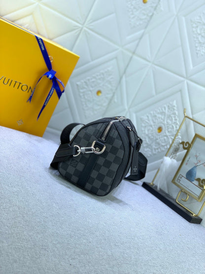 Anum Bags Detail