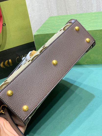 Anum Bags Detail
