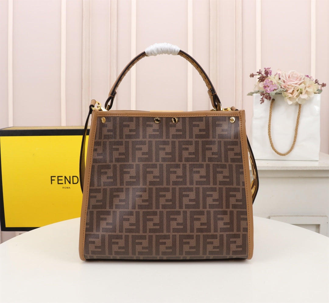 Anum Bags Detail