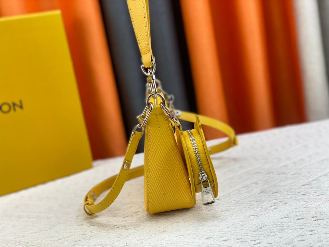 Anum Bags Detail