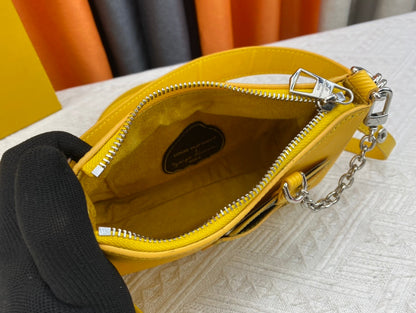 Anum Bags Detail