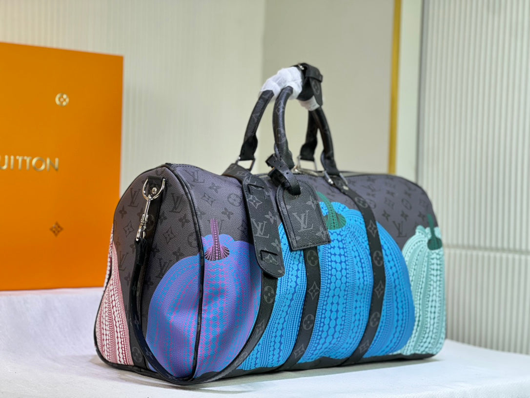 Anum Bags Detail