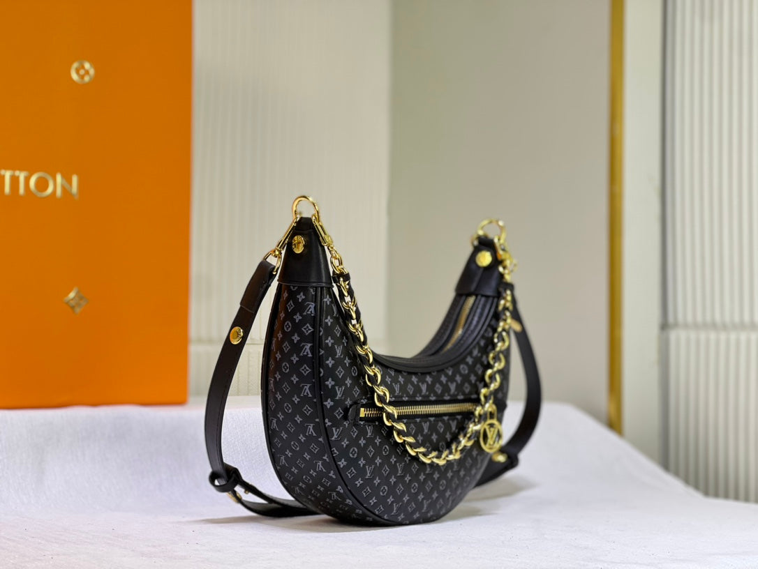 Anum Bags Detail