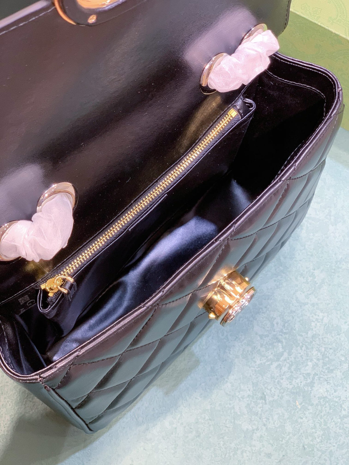 Anum Bags Detail