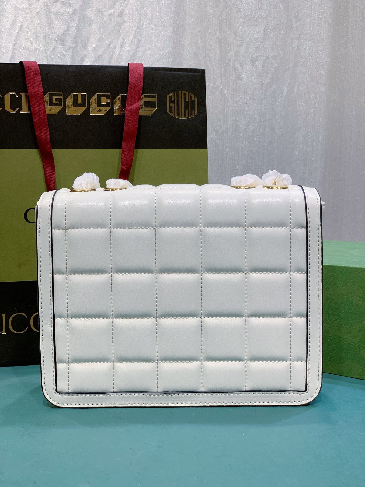 Anum Bags Detail
