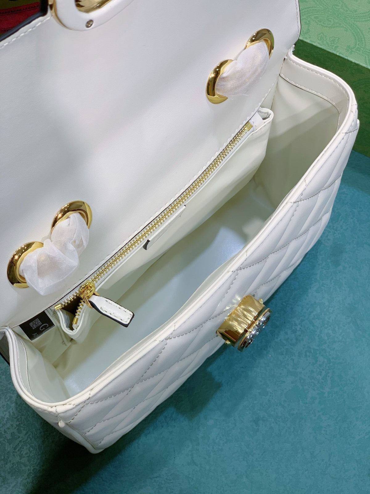 Anum Bags Detail