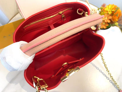 Anum Bags Detail
