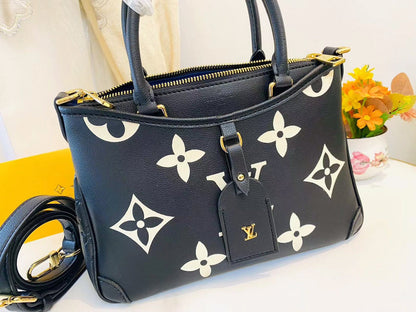 Anum Bags Detail