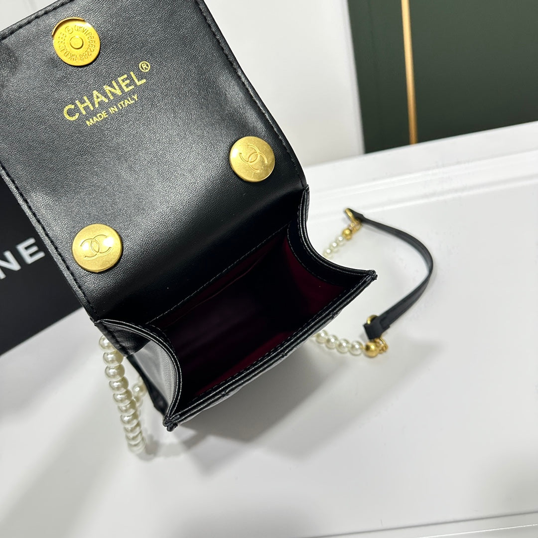 Anum Bags Detail
