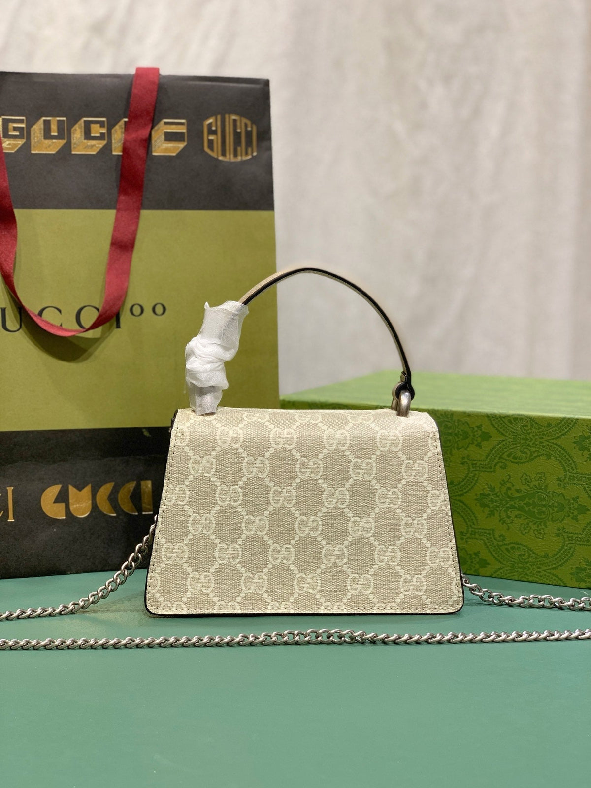 Anum Bags Detail