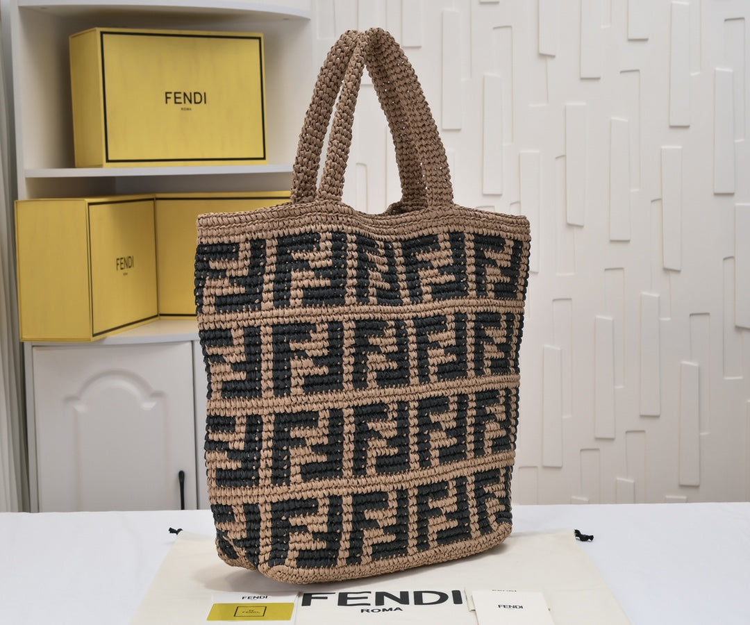 Anum Bags Detail