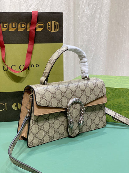 Anum Bags Detail