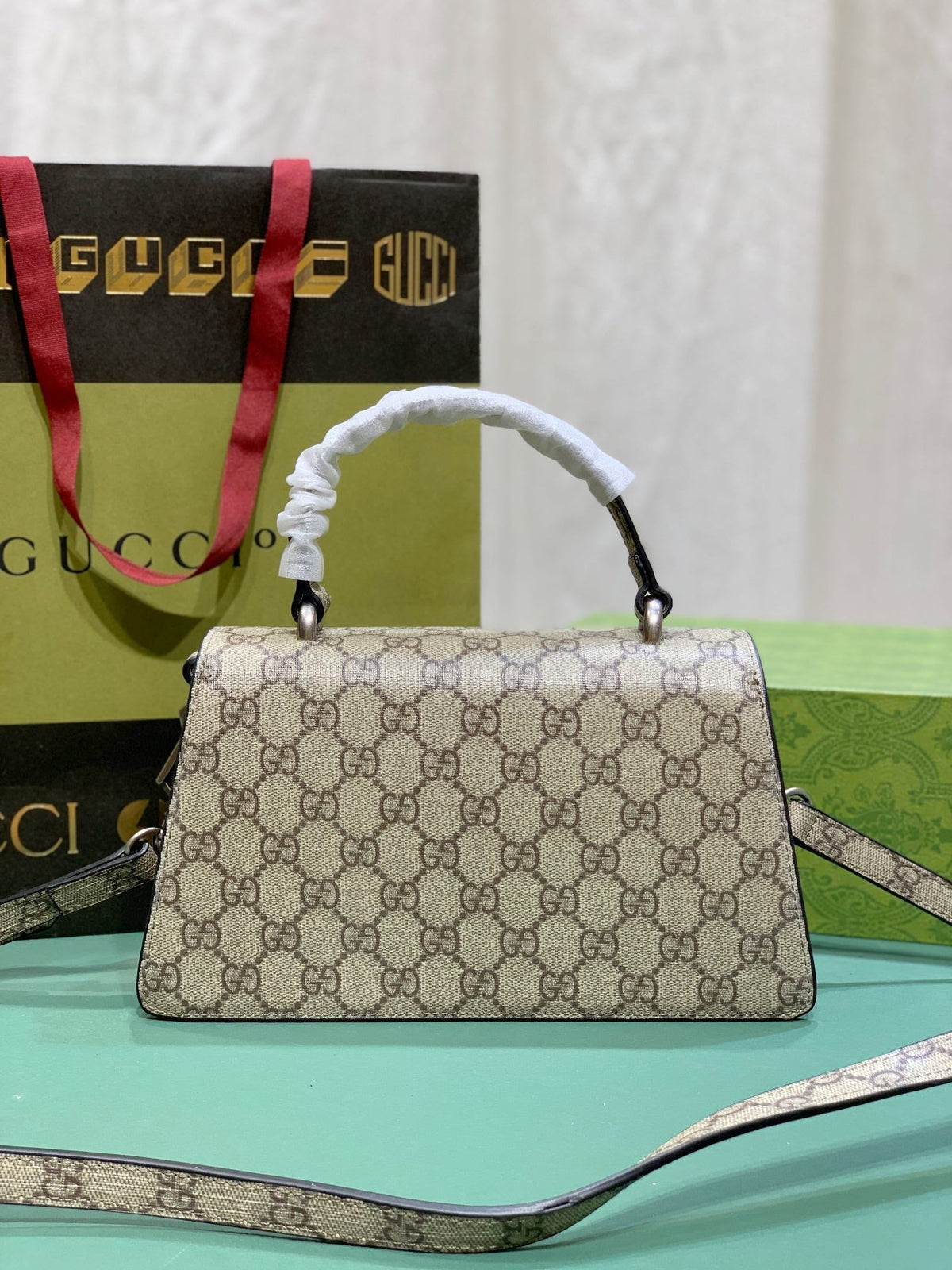 Anum Bags Detail