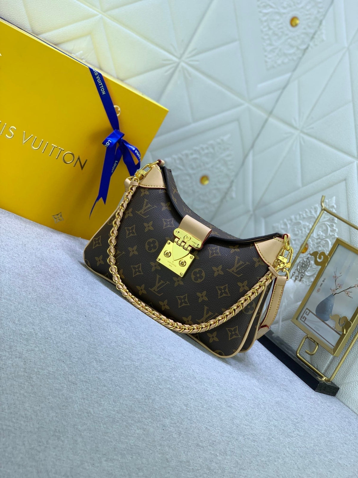 Anum Bags Detail