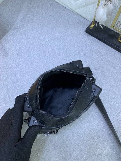 Anum Bags Detail
