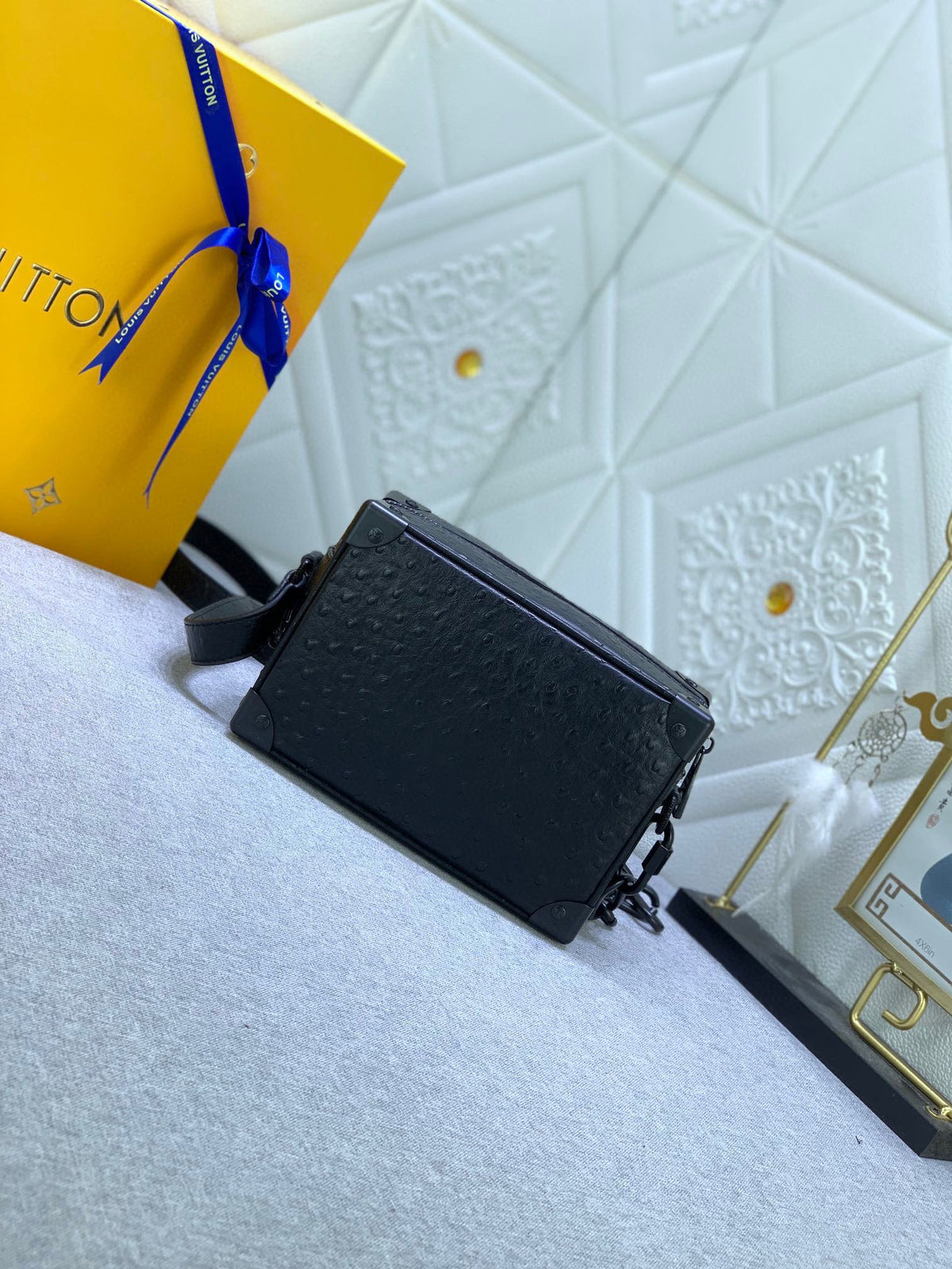 Anum Bags Detail
