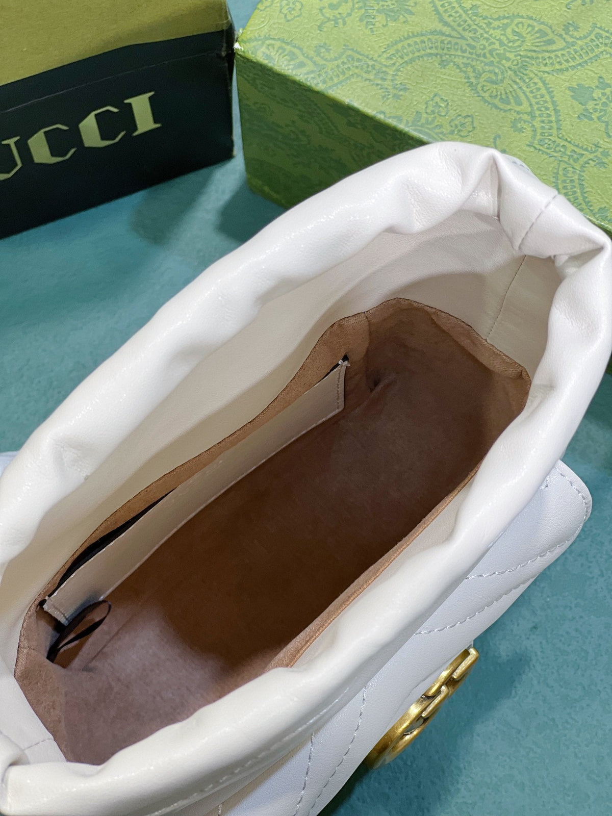 Anum Bags Detail