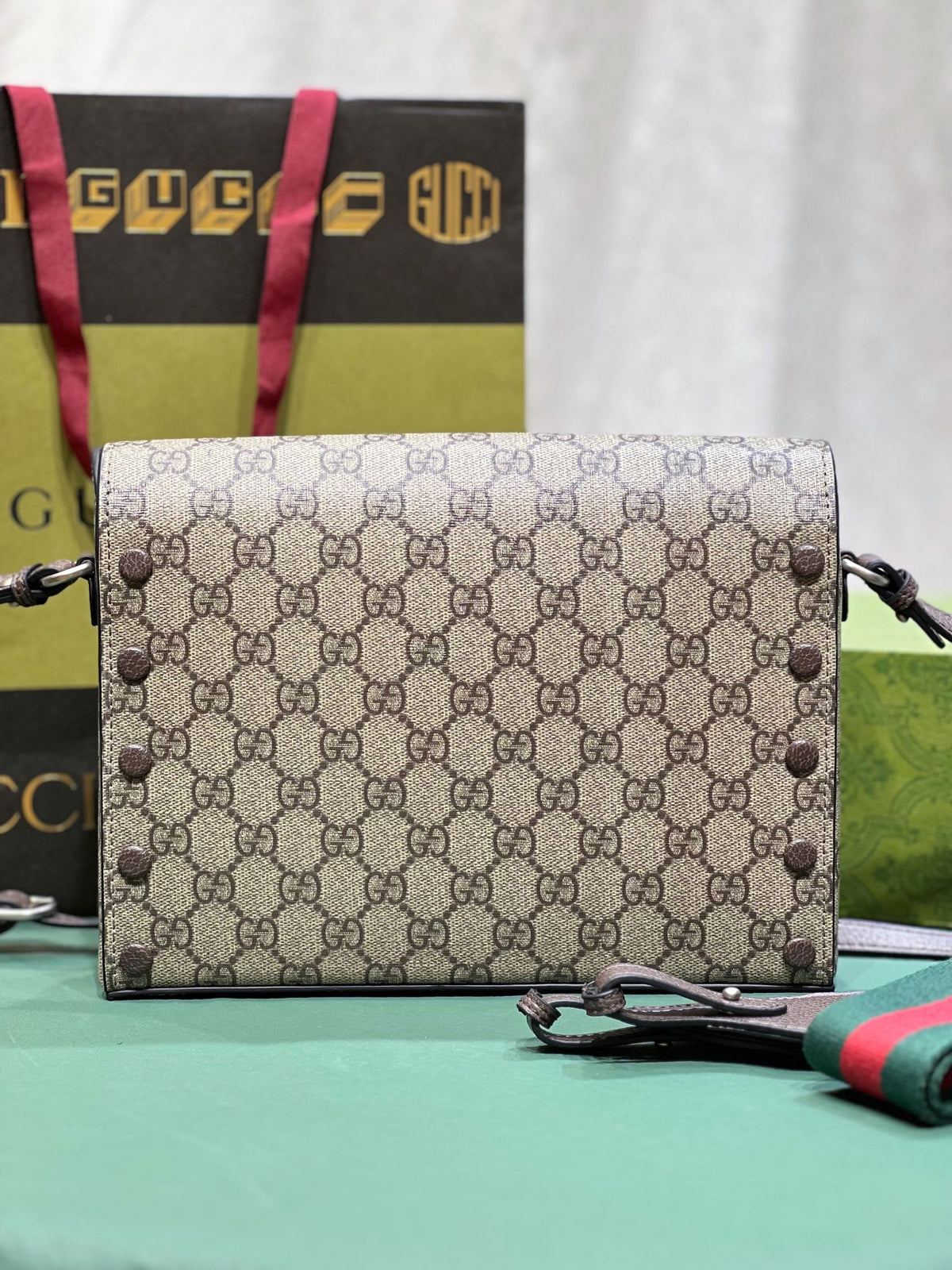 Anum Bags Detail