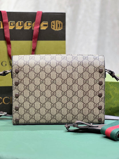 Anum Bags Detail