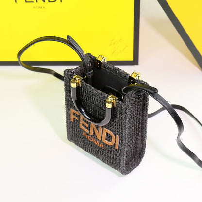 Anum Bags Detail