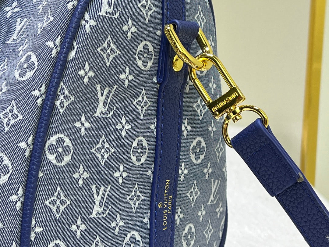 Anum Bags Detail