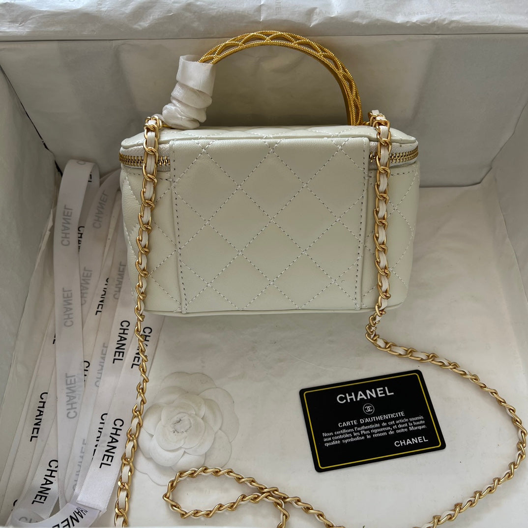 Anum Bags Detail