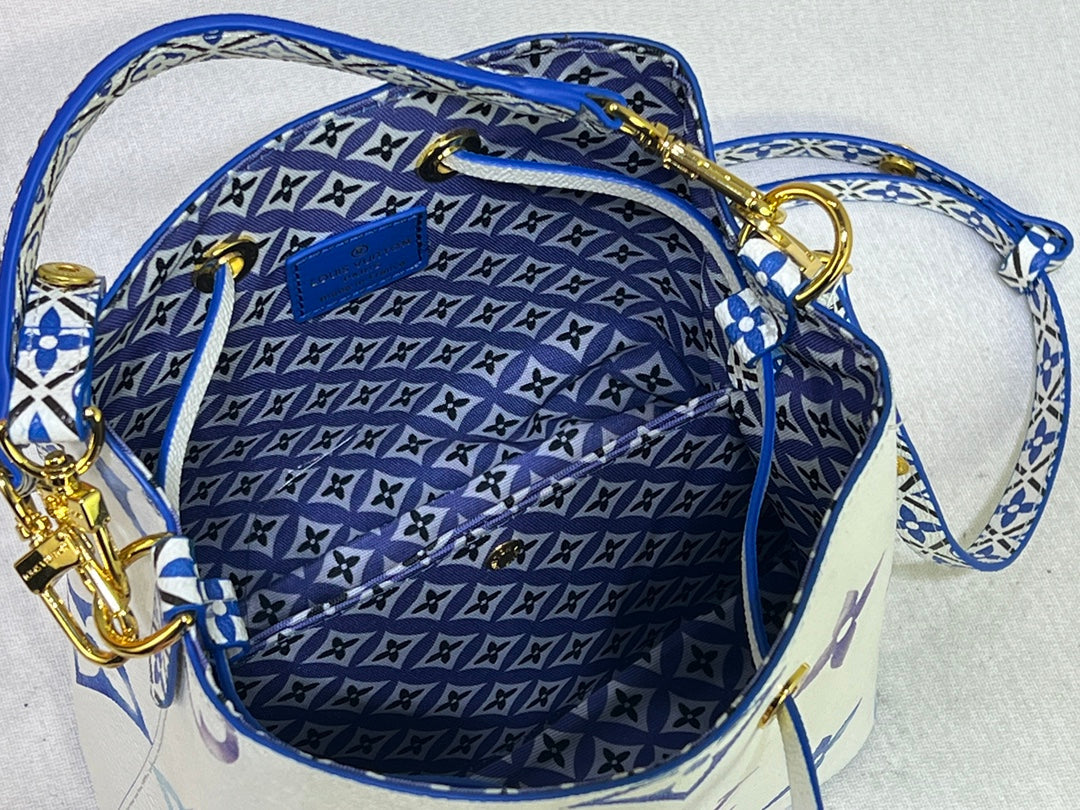 Anum Bags Detail