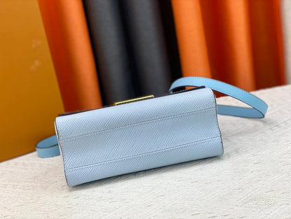 Anum Bags Detail