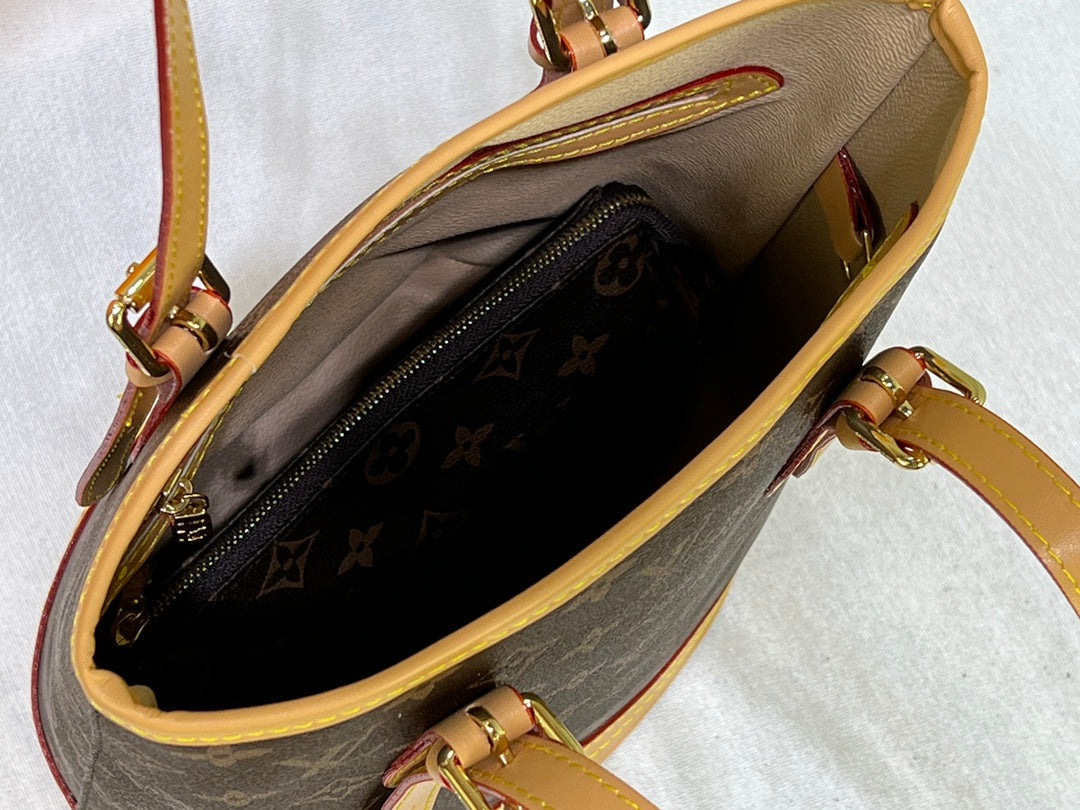 Anum Bags Detail