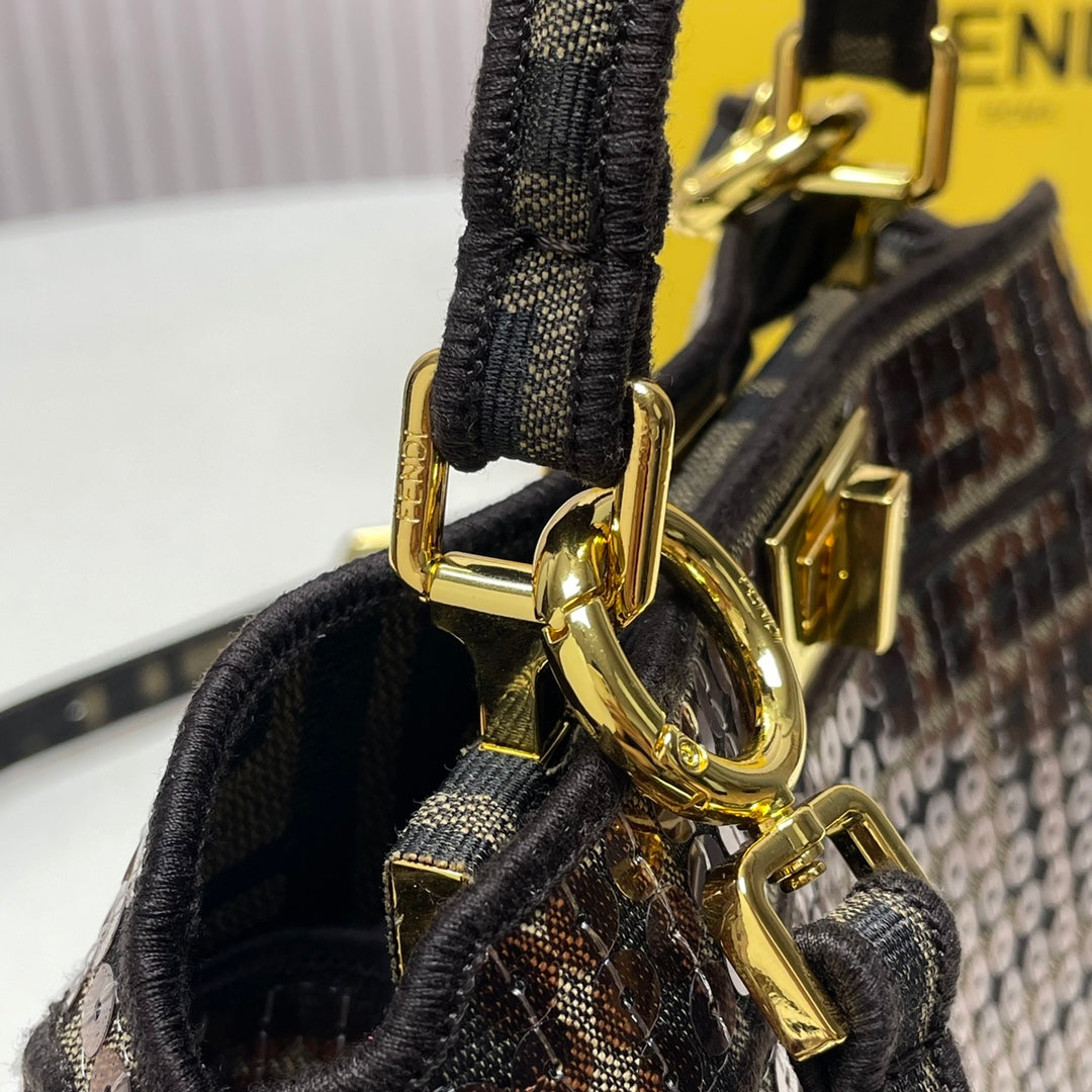Anum Bags Detail